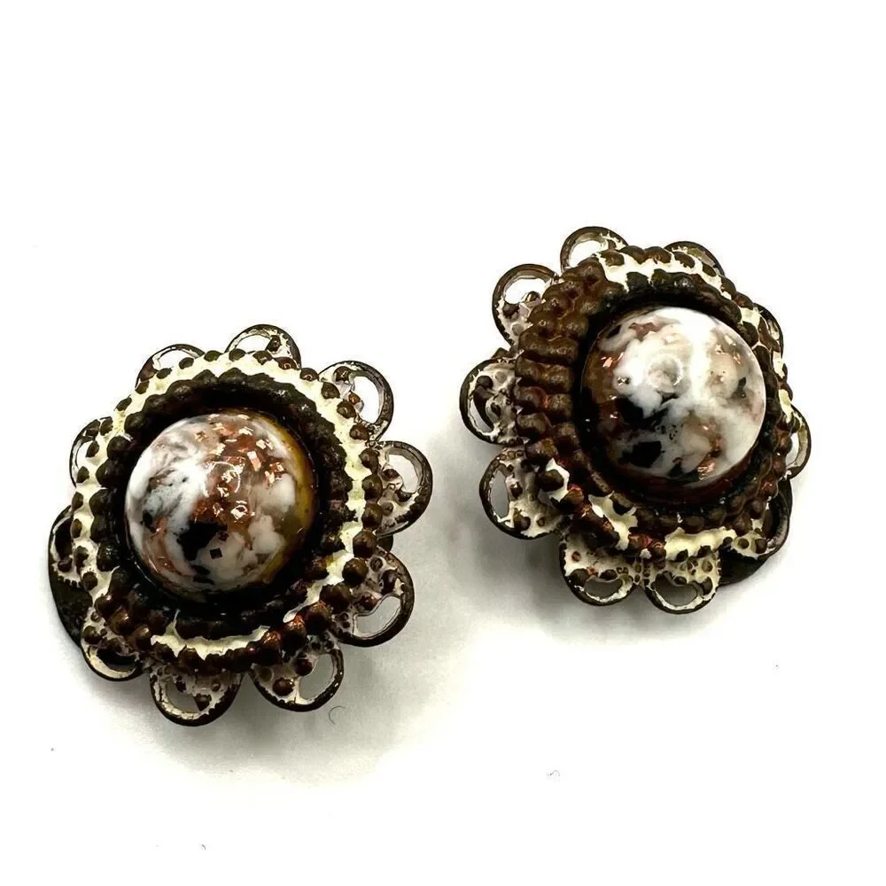Copper tone   beaded vintage ￼ clip on earrings